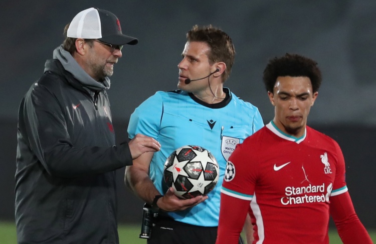 127-121！热火拒逆转力克太阳，鲍威尔27+5，狄龙进攻犯规+恶犯葬送比赛