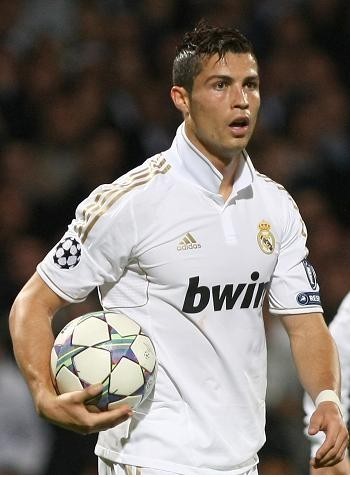 WBG止步六强，遭IG抢龙翻盘！杰杰：只要能下龙坑，我就能抢到龙