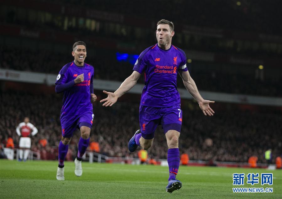 库里31+7+7字母哥空砍34+10+5 勇士力擒雄鹿